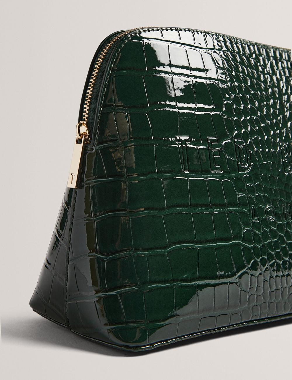 Ted Baker CROCANA - Croc Texture Faux Leather Toilettas Dames Groen | Belgium  261380-WHY