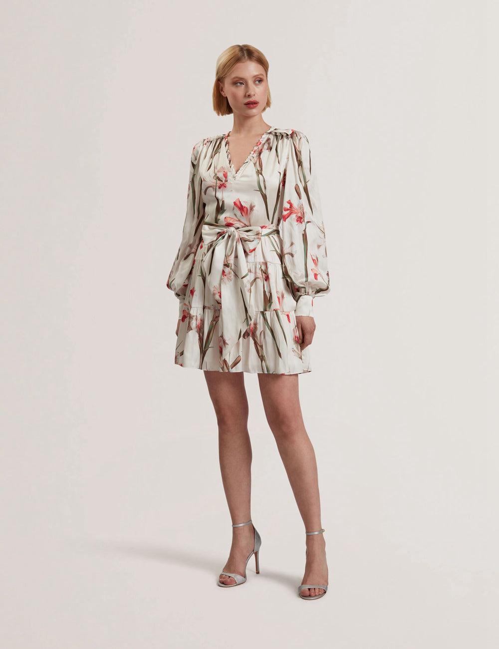 Ted Baker CUIABA - Floral V-Neck Waist Mini-jurk Dames Ivory | Belgium  037492-TWM