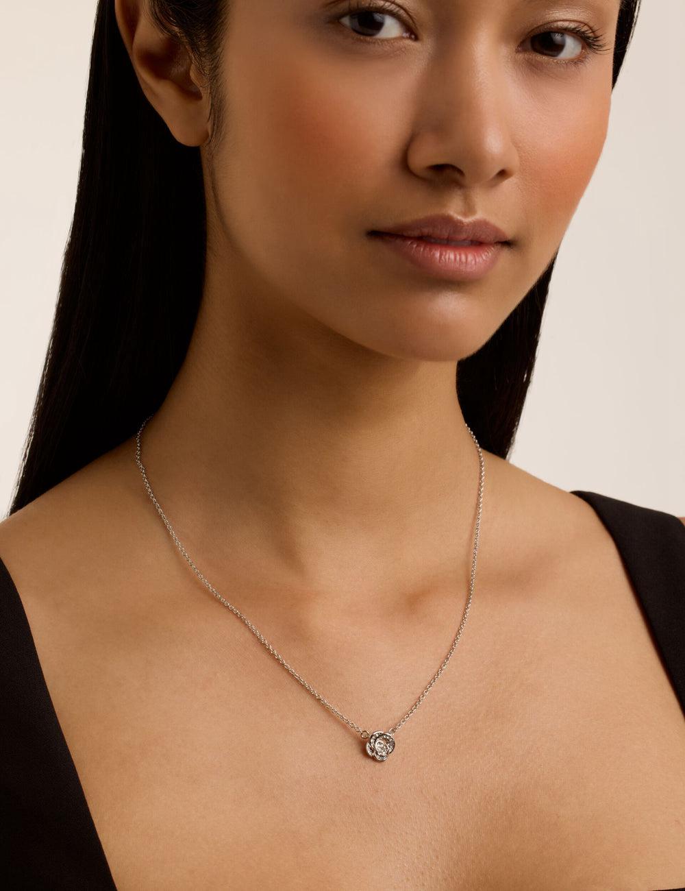 Ted Baker FLORITA - Crystal Flower Pendant Kettingen Dames Zilver | Belgium  860539-XBH