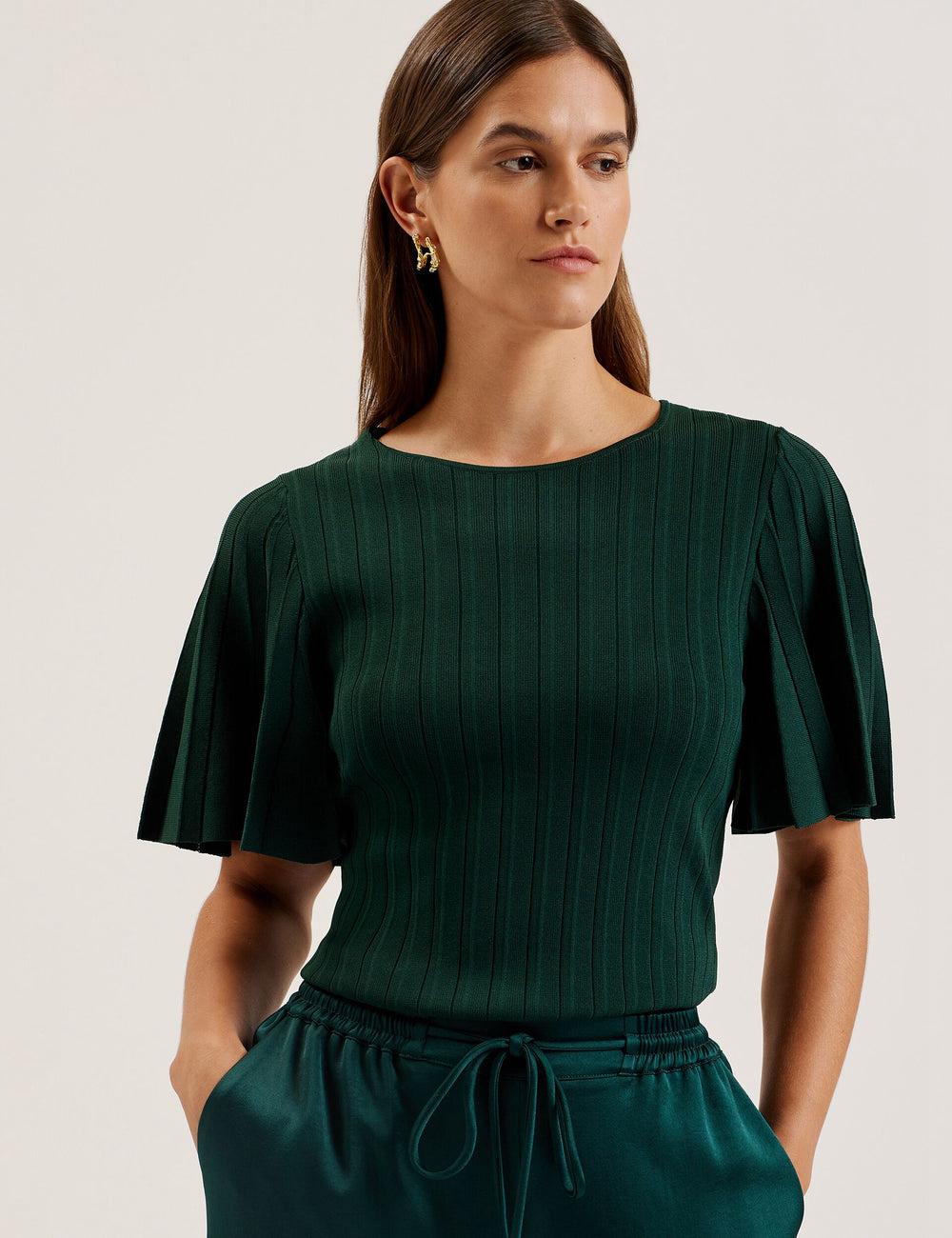 Ted Baker IIVANNA - Ribbed Knit Top With Fluted Short Sleeves Jumpers Dames Groen | Belgium  356092-AWQ