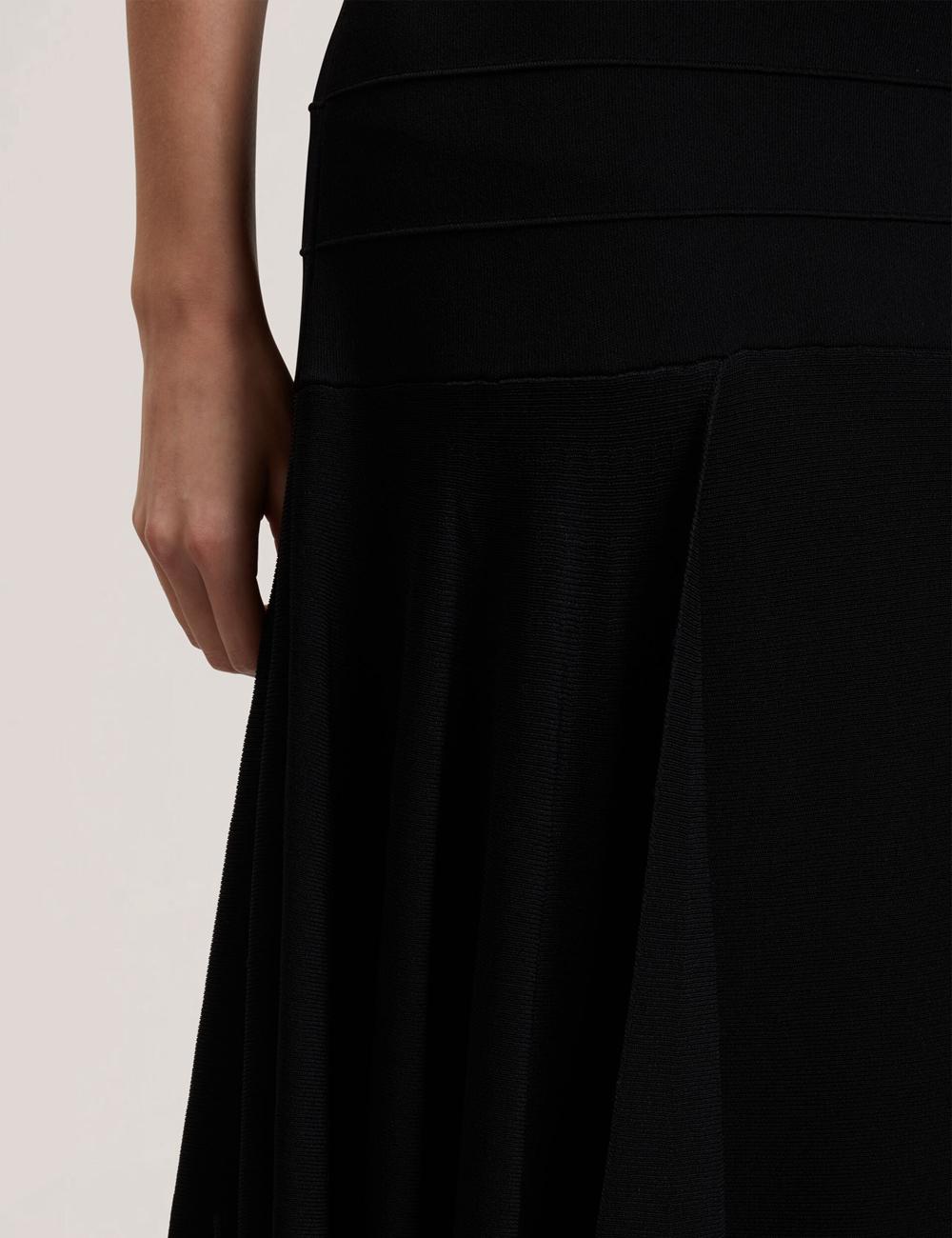 Ted Baker LAURRIE - Asymmetric Waterfall Hem Knitted Rokken Dames Zwart | Belgium  879605-IDR