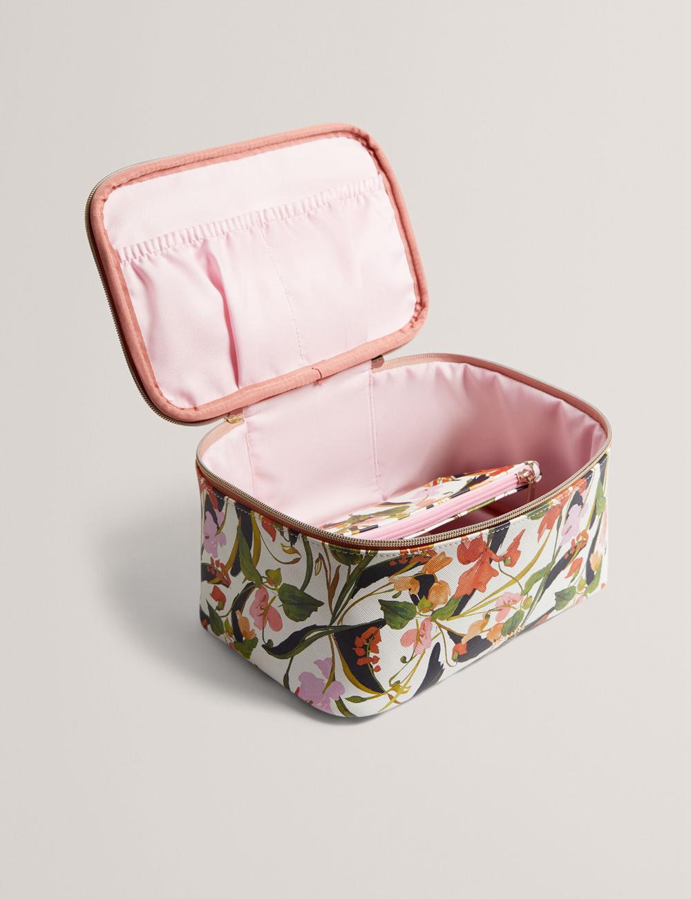 Ted Baker LOUISII - Floral PU Top Handle Large Toilettas Dames Wit | Belgium  287465-NCQ