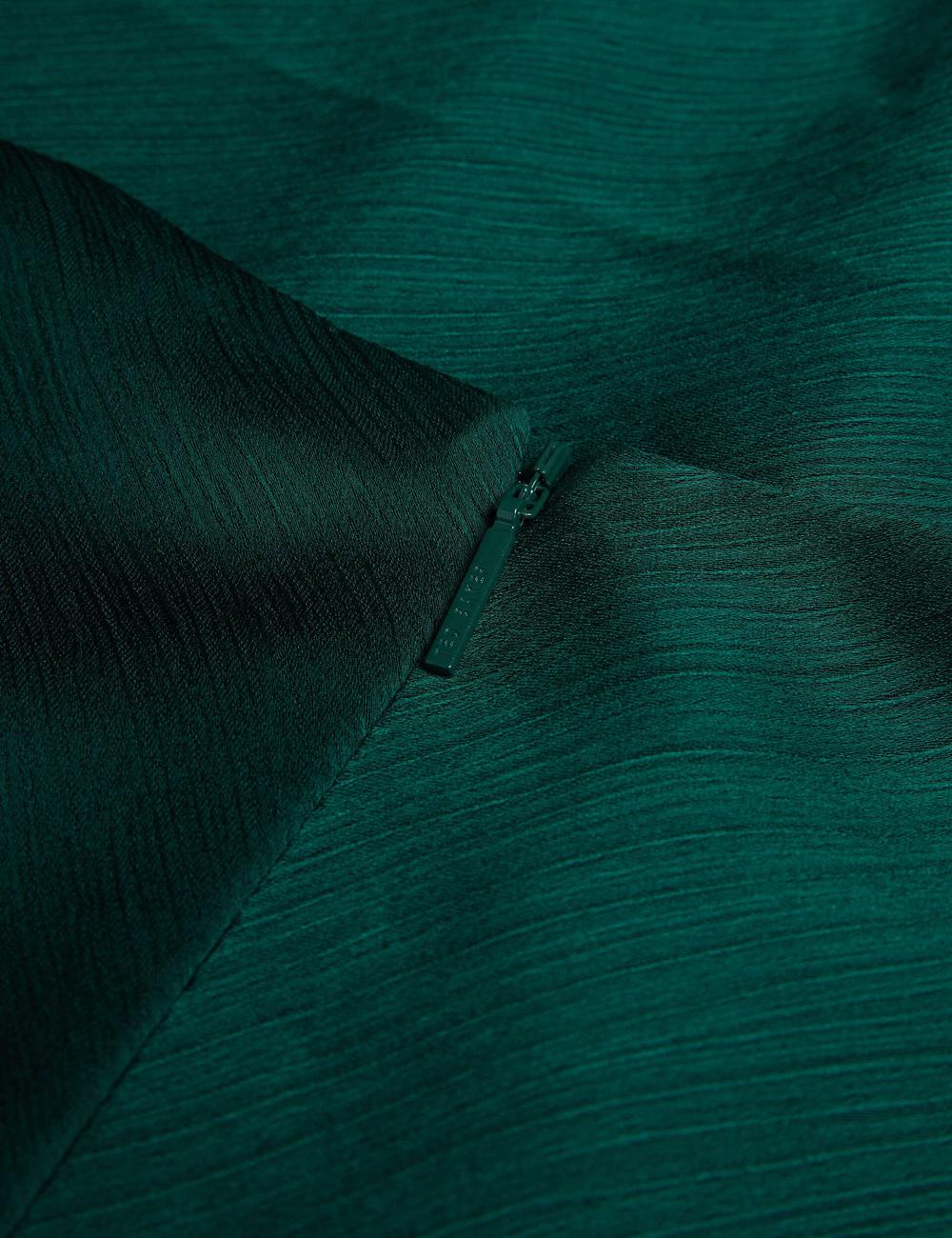 Ted Baker MISRINA - Drape Neck Detail Satin Top Jumpers Dames Groen | Belgium  871509-MTX