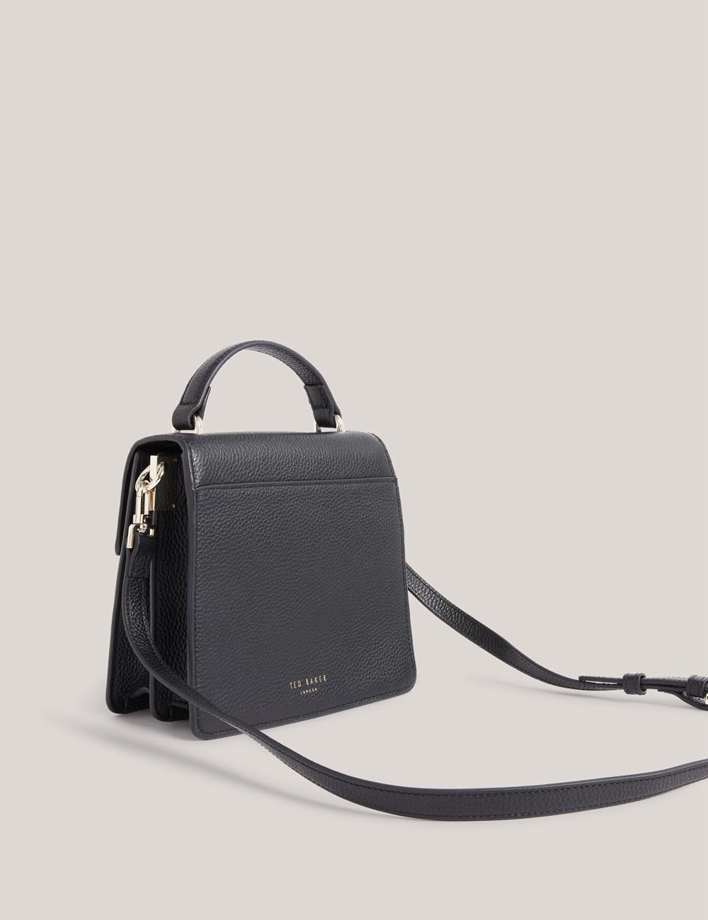Ted Baker ROSELII - Small Top Handle Bar Detail Leather Crossbodytassen Dames Zwart | Belgium  654173-WVJ
