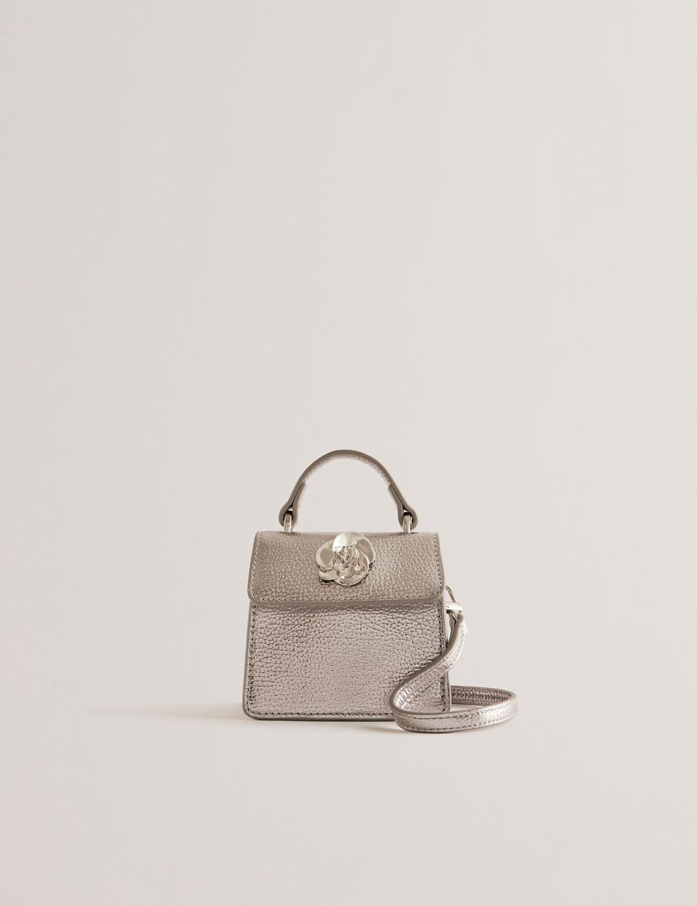Ted Baker ROSLIE - Metallic Leather Mini Top Handle Schoudertassen Dames Zilver | Belgium  218653-BAD