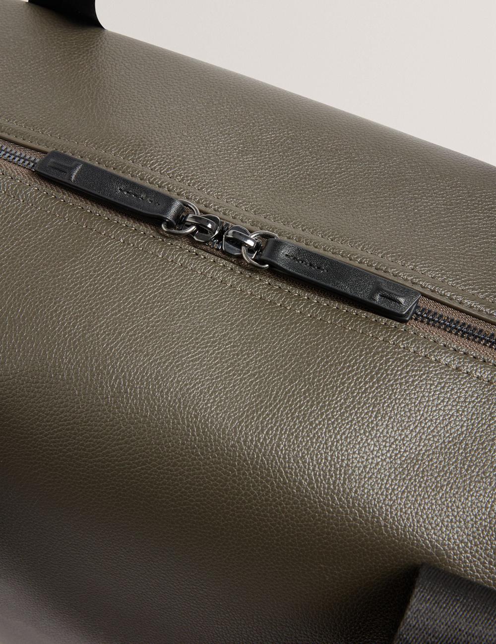Ted Baker TAISON - Pebbled Faux Leather Holdall Bags Heren Khaki | Belgium  806392-NYC